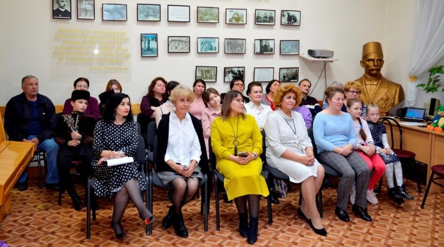 Гостиная «Все народы в гости к нам…» (Ночь искусств)
