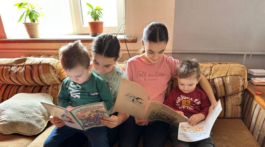 Час семейного чтения «Читаем Асана Чергеева»
